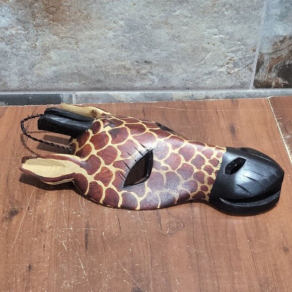 Hand Carved Wooden Giraffe Mask African Wall Decor - Picture 6 of 8